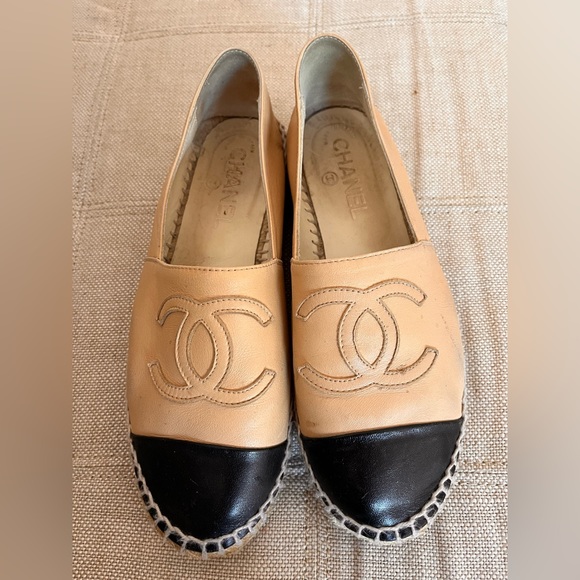 Chanel authentic lambskin espadrilles size 37 - Picture 2 of 6